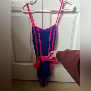 New with tags fashion Nova bodysuit